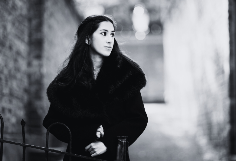 Mishka Rushdie Momen